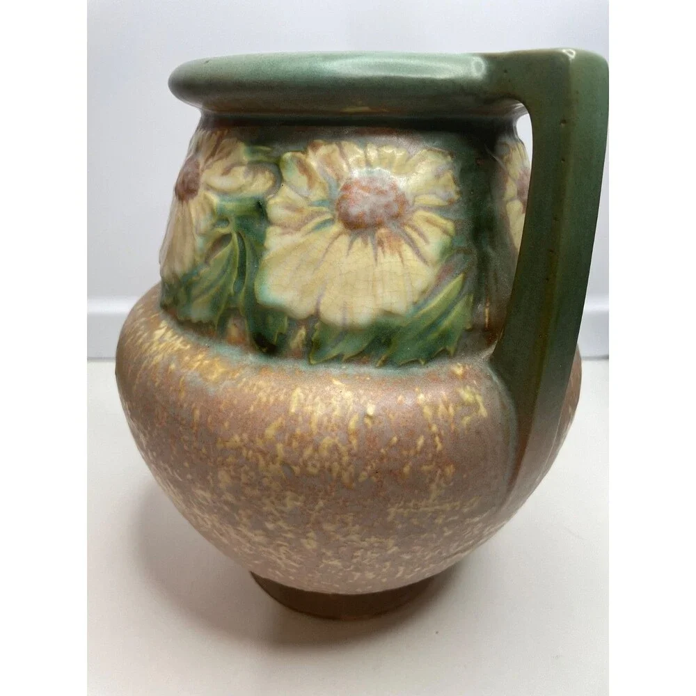 Roseville Art Pottery DAHLROSE Arts & Crafts Handled Vase Variegated Tan 367-8